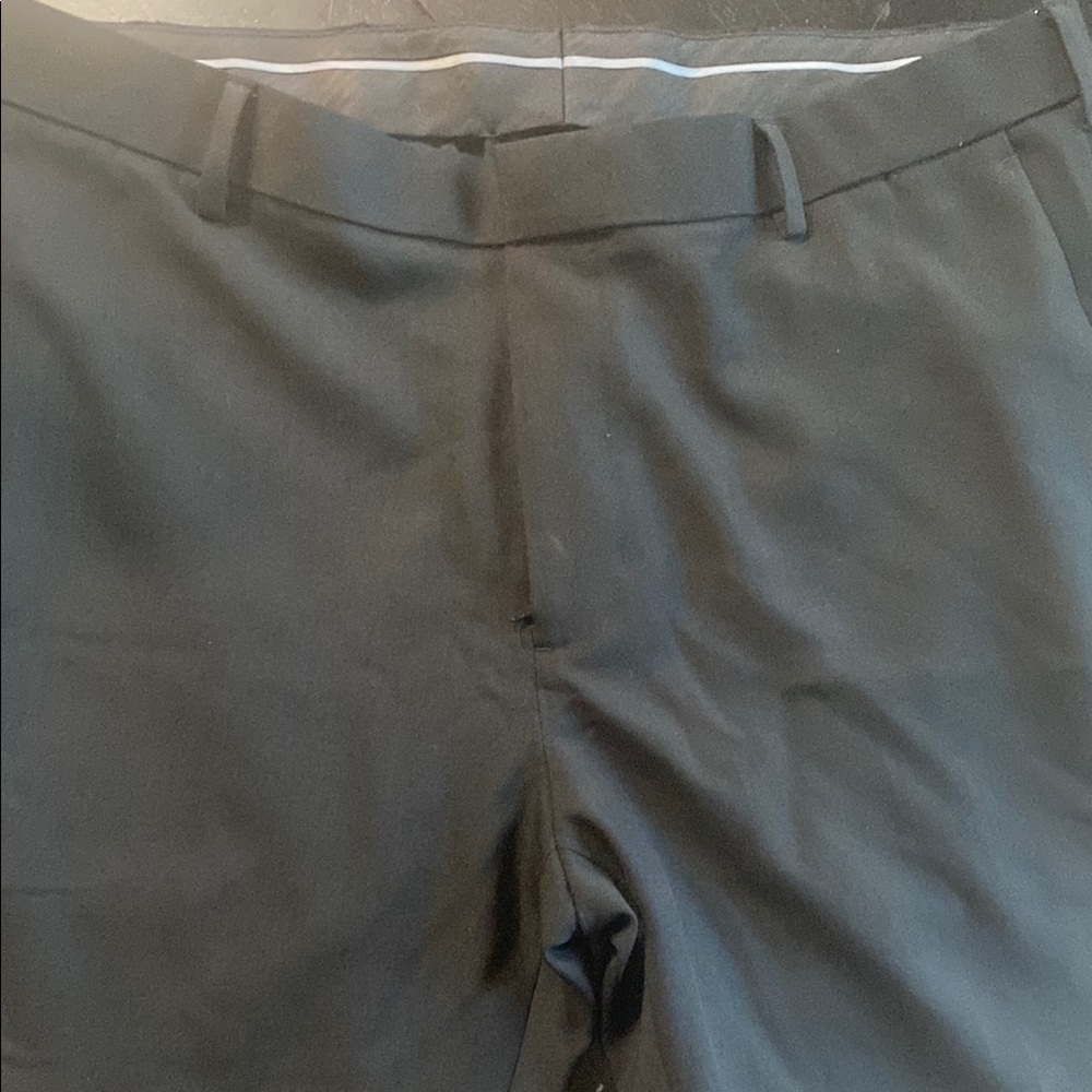 Van Heusen Men's Black Dress Pants